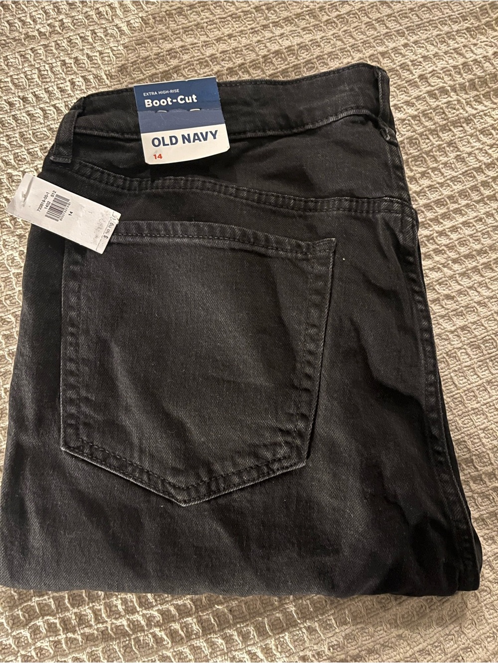 Old Navy Black Women’s Kicker Boot-Cut Jeans